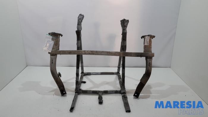 Gebruikte Subframe Citroen C5 III Tourer (RW) 2.0 16V Prijs € 75,00 Margeregeling aangeboden door Maresia Parts