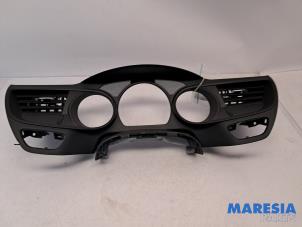 Gebruikte Dashboard deel Citroen C5 III Tourer (RW) 2.0 16V Prijs € 30,00 Margeregeling aangeboden door Maresia Parts