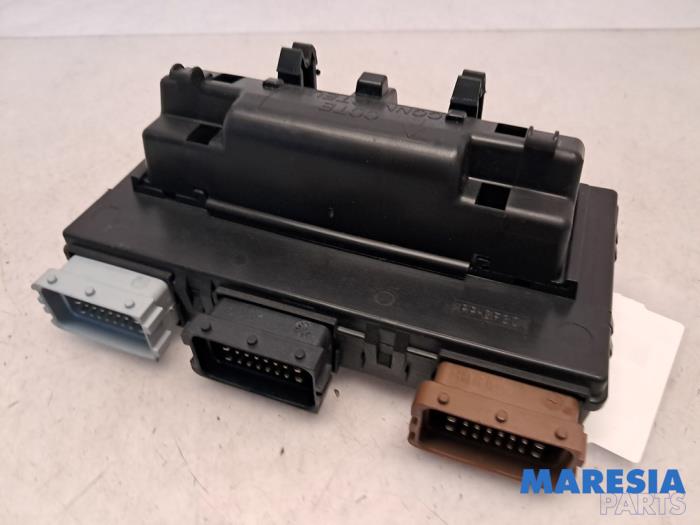 Gebruikte Computer stoel Citroen C5 III Tourer (RW) 2.0 16V Prijs € 70,00 Margeregeling aangeboden door Maresia Parts