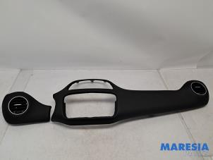Gebruikte Dashboard deel Fiat Punto III (199) 0.9 TwinAir Prijs € 50,00 Margeregeling aangeboden door Maresia Parts