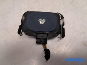 Gebruikte Regensensor Peugeot 308 (4A/C) 1.6 VTI 16V Prijs € 20,00 Margeregeling aangeboden door Maresia Parts