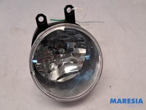 Gebruikte Mistlamp links-voor Peugeot 108 1.0 12V Prijs € 24,95 Margeregeling aangeboden door Maresia Parts