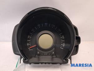 Gebruikte Instrumentenpaneel Peugeot 108 1.0 12V Prijs € 65,00 Margeregeling aangeboden door Maresia Parts