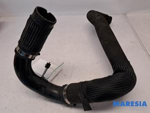 Gebruikte Intercooler Slang Fiat Punto III (199) 0.9 TwinAir Prijs € 25,00 Margeregeling aangeboden door Maresia Parts