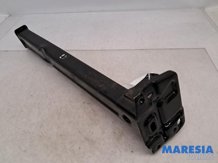 Gebruikte Frontdeel steun Peugeot 308 (4A/C) 1.6 VTI 16V Prijs € 35,00 Margeregeling aangeboden door Maresia Parts