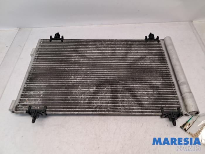 Gebruikte Airco Condensor Peugeot 308 (4A/C) 1.6 VTI 16V Prijs € 35,00 Margeregeling aangeboden door Maresia Parts