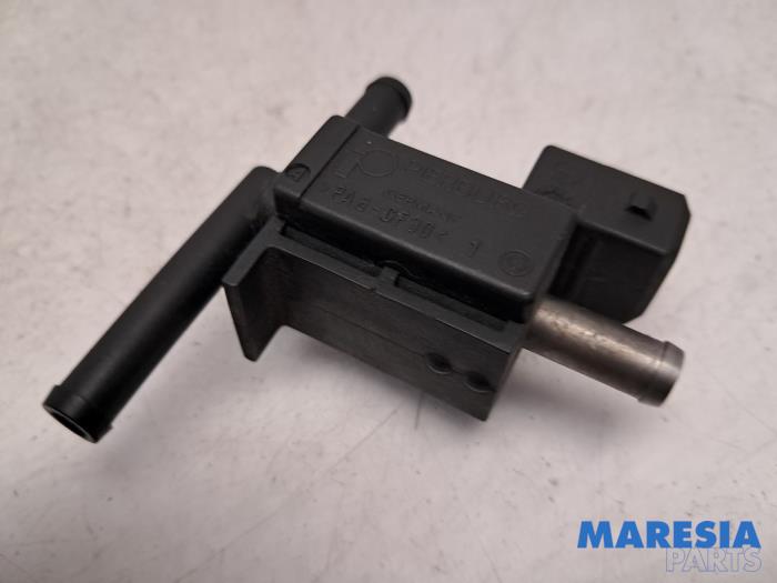 Gebruikte Turbodrukregelaar Renault Megane III Grandtour (KZ) 1.2 16V TCE 115 Prijs € 29,00 Margeregeling aangeboden door Maresia Parts