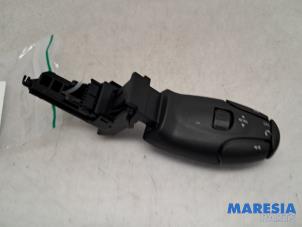 Gebruikte Radiobediening Stuur Citroen DS3 Cabrio (SB) 1.6 16V VTS THP Prijs € 30,00 Margeregeling aangeboden door Maresia Parts