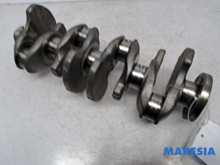 Gebruikte Krukas Citroen C4 Picasso (3D/3E) 1.6 16V THP 155 Prijs € 105,00 Margeregeling aangeboden door Maresia Parts