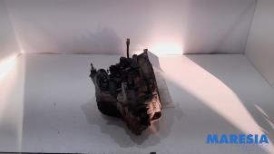 Gebruikte Versnellingsbak Opel Vivaro 1.6 CDTi BiTurbo 125 Prijs € 907,50 Inclusief btw aangeboden door Maresia Parts