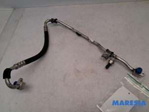 Gebruikte Airco Leiding Renault Trafic (1FL/2FL/3FL/4FL) 2.0 dCi 16V 120 Prijs € 127,05 Inclusief btw aangeboden door Maresia Parts