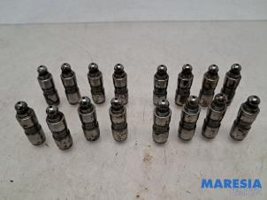 Gebruikte Klepstoter Renault Kangoo/Grand Kangoo (KW) 1.6 16V Hi-Flex Prijs € 30,00 Margeregeling aangeboden door Maresia Parts