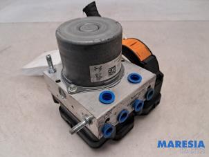 Gebruikte ABS Pomp Opel Combo Cargo 1.5 CDTI 100 Prijs € 240,79 Inclusief btw aangeboden door Maresia Parts