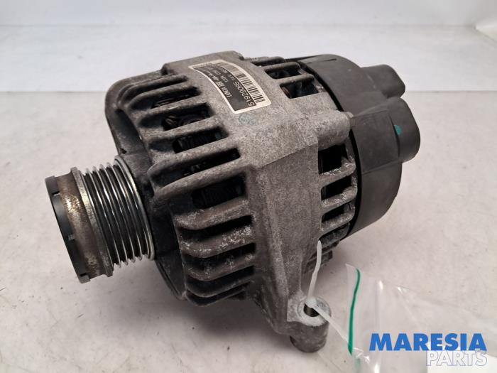 Gebruikte Dynamo Fiat Panda (312) 0.9 TwinAir 60 Prijs € 49,50 Margeregeling aangeboden door Maresia Parts