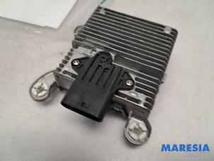 Gebruikte Radar sensor Peugeot 208 II (UB/UH/UP) 1.2 Hybrid 136 Prijs € 350,00 Margeregeling aangeboden door Maresia Parts