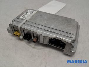 Gebruikte Camera module Peugeot 208 II (UB/UH/UP) 1.2 Hybrid 136 Prijs € 189,00 Margeregeling aangeboden door Maresia Parts