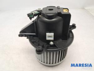 Gebruikte Blower Alfa Romeo Giulia (952) 2.0 T 16V Prijs € 94,99 Margeregeling aangeboden door Maresia Parts