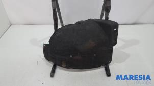 Gebruikte Slijkweerder Renault Scénic IV (RFAJ) 1.3 TCE 140 16V Prijs € 50,00 Margeregeling aangeboden door Maresia Parts