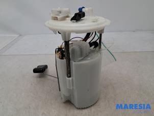 Gebruikte Tank element Pomp Renault Scénic IV (RFAJ) 1.3 TCE 140 16V Prijs € 85,00 Margeregeling aangeboden door Maresia Parts