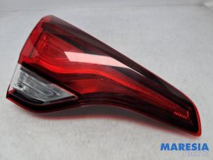 Gebruikte Achterlicht links Renault Scénic IV (RFAJ) 1.3 TCE 140 16V Prijs € 125,00 Margeregeling aangeboden door Maresia Parts