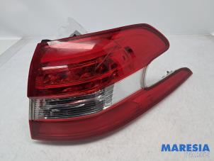 Gebruikte Achterlicht rechts Peugeot 308 SW (L4/L9/LC/LJ/LR) 1.6 BlueHDi 120 Prijs € 110,00 Margeregeling aangeboden door Maresia Parts