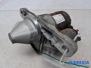 Gebruikte Startmotor Renault Megane III Grandtour (KZ) 2.0 16V CVT Prijs € 50,00 Margeregeling aangeboden door Maresia Parts