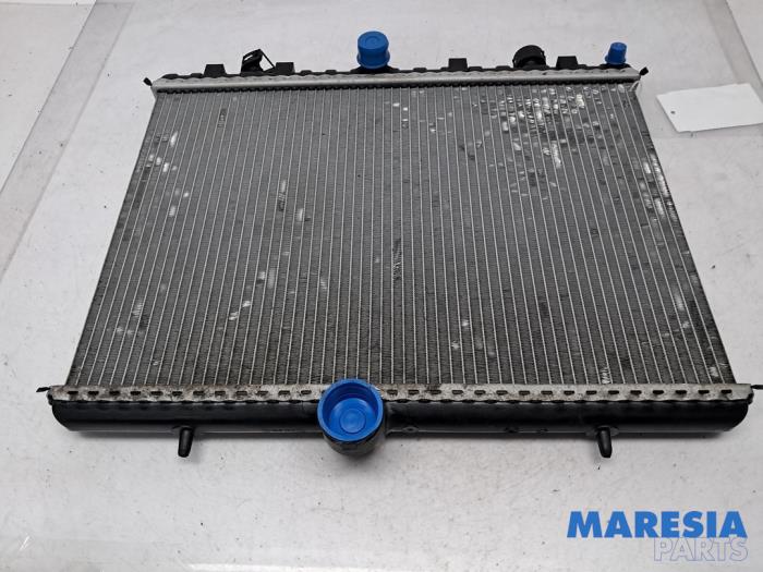 Gebruikte Radiateur Toyota ProAce (MDX) 2.0 D4-D Prijs € 30,25 Inclusief btw aangeboden door Maresia Parts