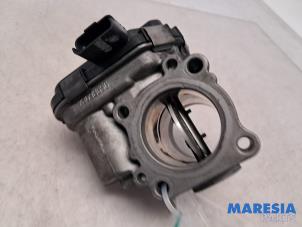 Gebruikte Gasklephuis Citroen C4 Picasso (3D/3E) 1.6 e-HDi 115 Prijs € 20,00 Margeregeling aangeboden door Maresia Parts