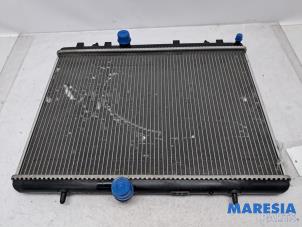 Gebruikte Radiateur Citroen C4 Picasso (UD/UE/UF) 1.6 16V THP Sensodrive Prijs € 30,00 Margeregeling aangeboden door Maresia Parts