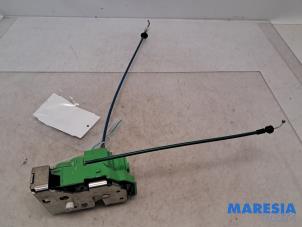 Gebruikte Deurslot Mechaniek 4Deurs links-achter Alfa Romeo Giulietta (940) 1.4 TB 16V MultiAir Prijs € 30,00 Margeregeling aangeboden door Maresia Parts