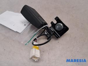 Gebruikte Veiligheidsgordel Insteek rechts-achter Alfa Romeo Giulietta (940) 1.4 TB 16V MultiAir Prijs € 25,00 Margeregeling aangeboden door Maresia Parts