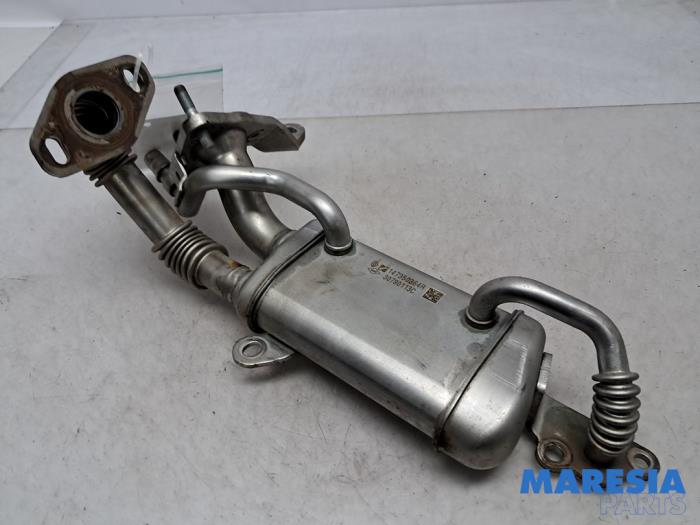 Gebruikte EGR koeler Renault Clio IV Estate/Grandtour (7R) 1.5 Energy dCi 90 FAP Prijs € 39,98 Margeregeling aangeboden door Maresia Parts
