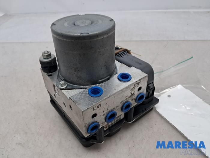 Gebruikte ABS Pomp Citroen C4 Picasso (UD/UE/UF) 1.6 16V THP Sensodrive Prijs € 130,00 Margeregeling aangeboden door Maresia Parts