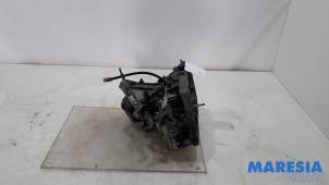 Gebruikte Versnellingsbak Renault Kangoo/Grand Kangoo (KW) 1.6 16V Prijs € 499,00 Margeregeling aangeboden door Maresia Parts