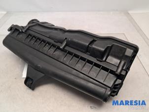 Gebruikte Luchtfilterhuis Citroen Berlingo Cinqspace, Multispace 1.6 VTi 95 16V Prijs € 25,00 Margeregeling aangeboden door Maresia Parts