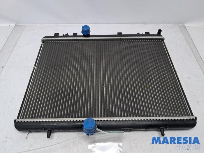 Gebruikte Radiateur Citroen Berlingo Cinqspace, Multispace 1.6 VTi 95 16V Prijs € 30,00 Margeregeling aangeboden door Maresia Parts