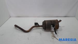 Gebruikte Uitlaat Einddemper Renault Kangoo/Grand Kangoo (KW) 1.6 16V Prijs € 50,00 Margeregeling aangeboden door Maresia Parts