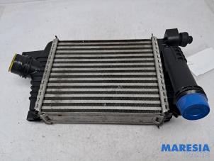 Gebruikte Intercooler Renault Clio IV Estate/Grandtour (7R) 1.5 Energy dCi 90 FAP Prijs € 75,00 Margeregeling aangeboden door Maresia Parts