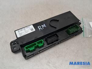 Gebruikte Computer schuifdeur Peugeot Expert (V1/VA/VB/VE/VF/VT/VY) 2.0 Blue HDi 120 16V Prijs € 159,99 Inclusief btw aangeboden door Maresia Parts