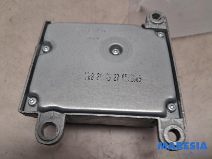 Airbag Module van een Peugeot 206+ (2L/M) 1.4 XS 2009
