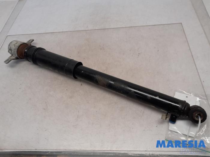 Schokdemperpoot rechts-achter van een Peugeot 3008 I (0U/HU) 1.6 16V THP 155 2010