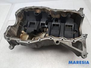 Gebruikte Carterpan Renault Kangoo/Grand Kangoo (KW) 1.6 16V Prijs € 30,00 Margeregeling aangeboden door Maresia Parts