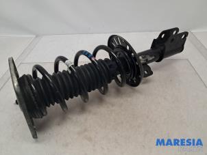 Gebruikte Mac Phersonpoot links-voor Peugeot Expert (V1/VA/VB/VE/VF/VT/VY) 2.0 Blue HDi 120 16V Prijs € 90,75 Inclusief btw aangeboden door Maresia Parts