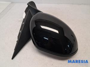 Gebruikte Spiegel Buiten rechts Fiat 500L (199) 1.4 Turbo 16V Prijs € 99,99 Margeregeling aangeboden door Maresia Parts