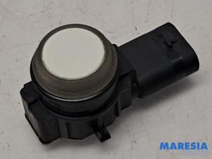 Gebruikte PDC Sensor Fiat 500L (199) 1.4 Turbo 16V Prijs € 19,50 Margeregeling aangeboden door Maresia Parts