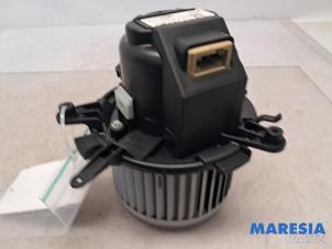 Gebruikte Blower Peugeot Expert (V1/VA/VB/VE/VF/VT/VY) 2.0 Blue HDi 120 16V Prijs € 54,45 Inclusief btw aangeboden door Maresia Parts