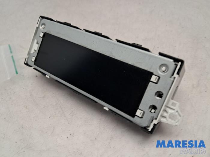 Gebruikte Display Interieur Peugeot Expert (V1/VA/VB/VE/VF/VT/VY) 2.0 Blue HDi 120 16V Prijs € 120,99 Inclusief btw aangeboden door Maresia Parts