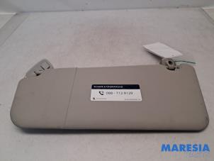 Gebruikte Zonneklep Peugeot Expert (V1/VA/VB/VE/VF/VT/VY) 2.0 Blue HDi 120 16V Prijs € 24,19 Inclusief btw aangeboden door Maresia Parts