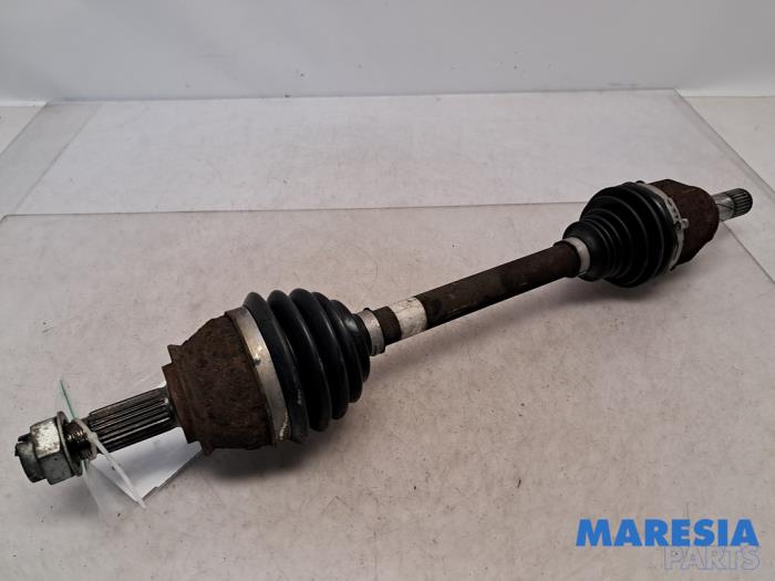 Gebruikte Steekas links-voor Fiat 500L (199) 1.4 Turbo 16V Prijs € 75,00 Margeregeling aangeboden door Maresia Parts
