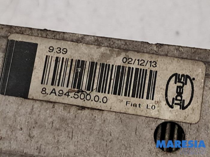 Intercooler van een Fiat 500L (199) 1.4 Turbo 16V 2014